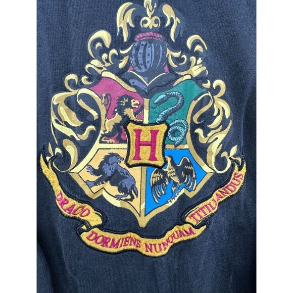 Harry Potter Universal Studios Adult Sweatshirt Sz M Black Crest Coat-of-Arms - Picture 3 of 15